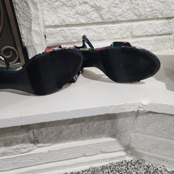 SILK EMBRODERED LOOK CHUNKY HEELS - Picture 4 of 7